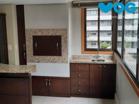 Imagem Imóvel com 3 Quartos à Venda, 142 m² em Três Figueiras - Porto Alegre Imagem Imóvel com 3 Quartos à Venda, 142 m² em Três Figueiras - Porto Alegre