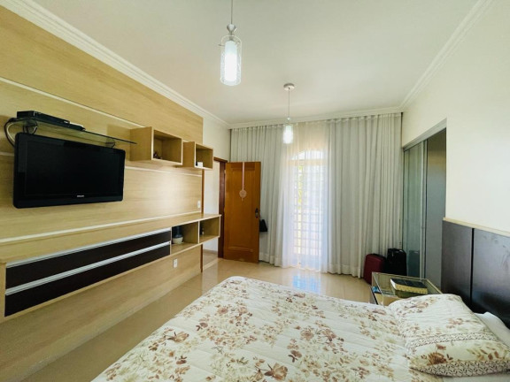 Imagem Casa com 3 Quartos à Venda, 595 m² em Setor Habitacional Vicente Pires - Brasília Imagem Casa com 3 Quartos à Venda, 595 m² em Setor Habitacional Vicente Pires - Brasília