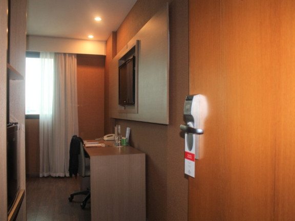 Imagem Flat com 1 Quarto à Venda, 28 m² em Indianópolis - São Paulo Imagem Flat com 1 Quarto à Venda, 28 m² em Indianópolis - São Paulo
