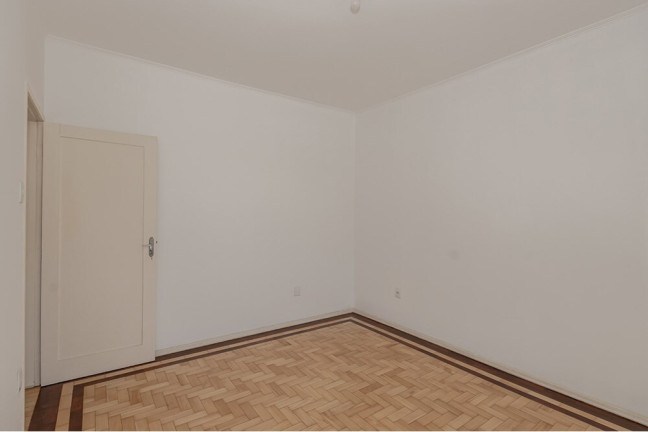 Imagem Imóvel com 2 Quartos à Venda, em Menino Deus - Porto Alegre Imagem Imóvel com 2 Quartos à Venda, em Menino Deus - Porto Alegre