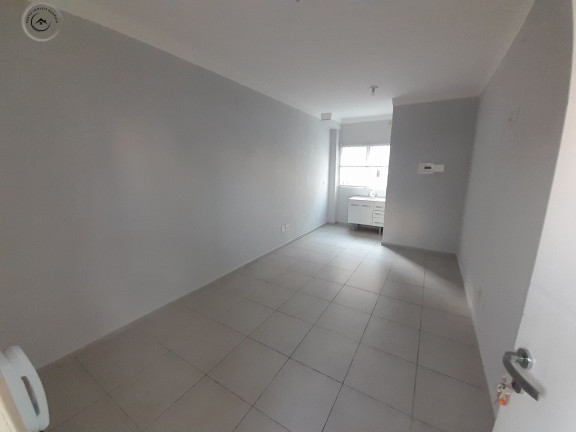 Sala Comercial para Alugar, 30 m² em Pitangueiras - Guarujá