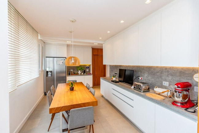 Imagem Imóvel com 4 Quartos à Venda, 411 m² em Vila Anhanguera - São Paulo