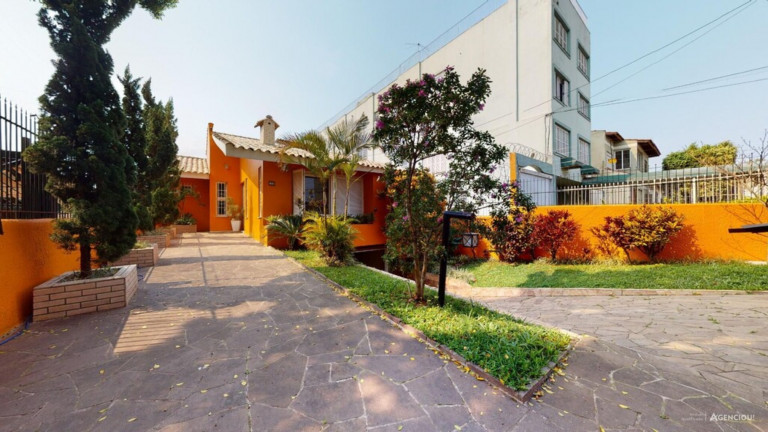 Imóvel com 3 Quartos à Venda, 244 m² em Glória - Porto Alegre