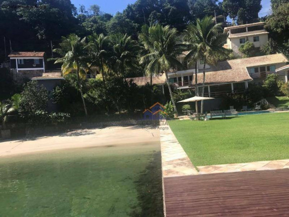 Imagem Casa com 8 Quartos para Temporada, 656 m² em Vila Velha - Angra Dos Reis