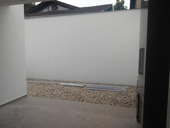 Imagem Sobrado com 3 Quartos à Venda, 210 m² em América - Joinville