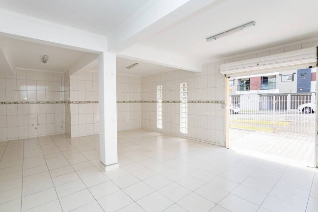Casa com 3 Quartos à Venda, 268 m² em Tingui - Curitiba