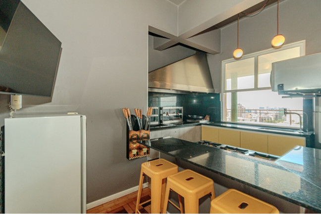 Imagem Imóvel com 3 Quartos à Venda, 147 m² em Moinhos De Vento - Porto Alegre