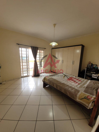 Imagem Sobrado com 3 Quartos à Venda, 258 m² em Serpa - Caieiras Imagem Sobrado com 3 Quartos à Venda, 258 m² em Serpa - Caieiras