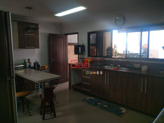 Imagem Casa com 3 Quartos à Venda, 240 m² em Balneário São Pedro - São Pedro Da Aldeia Imagem Casa com 3 Quartos à Venda, 240 m² em Balneário São Pedro - São Pedro Da Aldeia