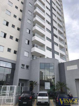 Apartamento com 2 Quartos à Venda,  em Centro - Jacareí