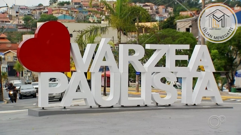 Imagem Imóvel com 6 Quartos à Venda, 300 m² em Sítio Do Mursa - Várzea Paulista
