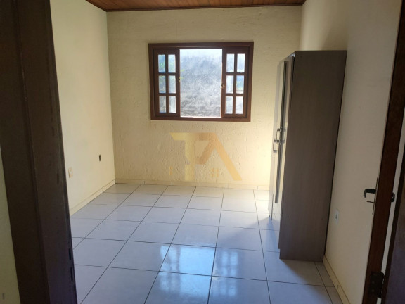 Imagem Imóvel com 3 Quartos à Venda,  em Ibiraquera - Imbituba