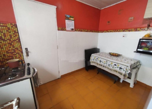 Imagem Casa com 4 Quartos à Venda, 221 m² em Encruzilhada - Santos Imagem Casa com 4 Quartos à Venda, 221 m² em Encruzilhada - Santos