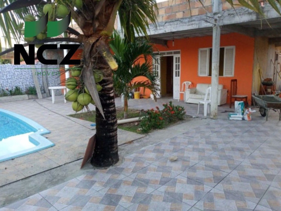Imagem Casa com 8 Quartos à Venda, 300 m² em Barra Do Jacuípe - Camaçari