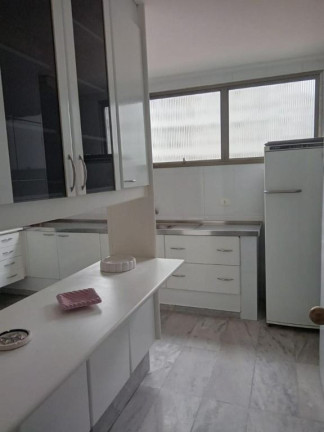 Imagem Apartamento com 4 Quartos à Venda, 230 m² em Pitangueiras - Guarujá