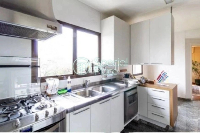 Imagem Apartamento com 4 Quartos à Venda, 240 m² em Moema - São Paulo