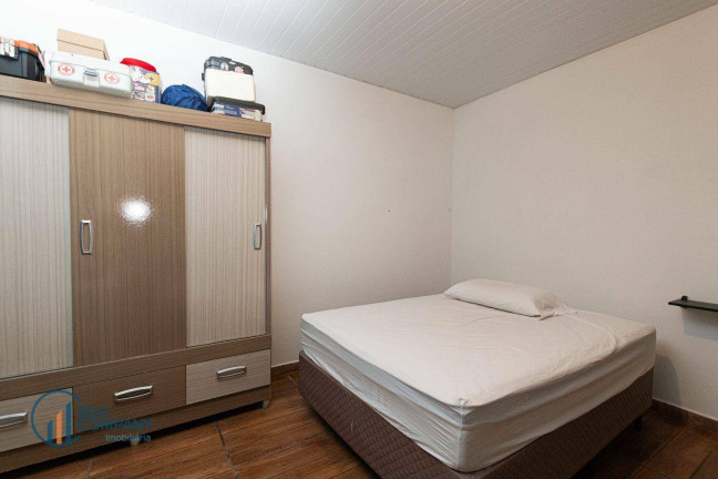 Imagem Casa com 3 Quartos à Venda, 90 m² em Uvaranas - Ponta Grossa