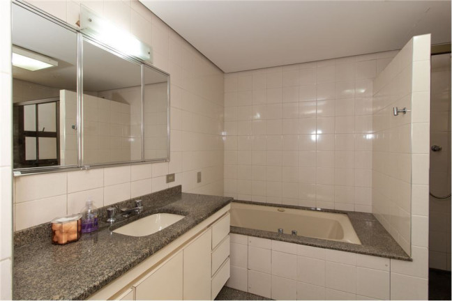 Imagem Apartamento com 4 Quartos à Venda, 192 m² em Campo Belo - São Paulo