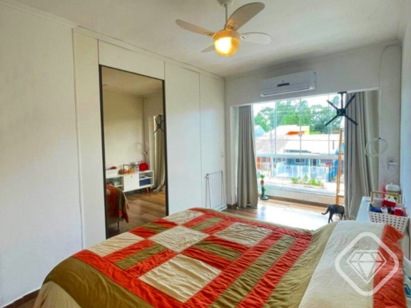 Imagem Casa com 2 Quartos à Venda, 103 m² em Hípica - Porto Alegre Imagem Casa com 2 Quartos à Venda, 103 m² em Hípica - Porto Alegre