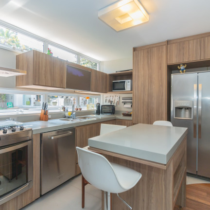 Imagem Casa com 4 Quartos à Venda, 935 m² em Alto De Pinheiros - São Paulo