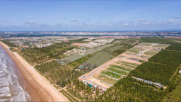 Terreno à Venda, 240 m² em Barra Dos Coqueiros