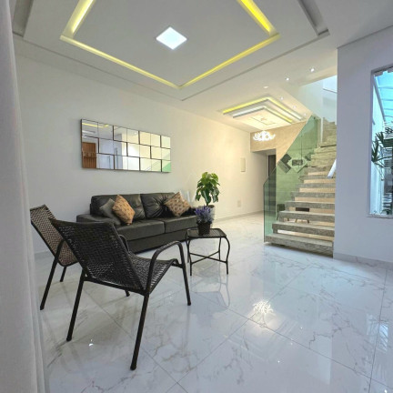 Imagem Casa com 2 Quartos à Venda, 120 m² em Caiçara - Praia Grande Imagem Casa com 2 Quartos à Venda, 120 m² em Caiçara - Praia Grande