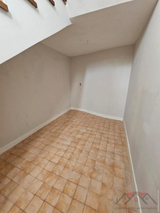 Imagem Sobrado com 4 Quartos à Venda, 411 m² em Glória - Joinville