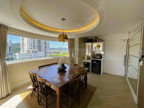 Imagem Apartamento com 3 Quartos à Venda, 135 m² em Centro - Balneário Camboriú Imagem Apartamento com 3 Quartos à Venda, 135 m² em Centro - Balneário Camboriú