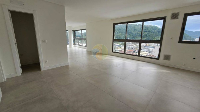 Imagem Apartamento com 4 Quartos à Venda, 150 m² em Centro - Balneário Camboriú