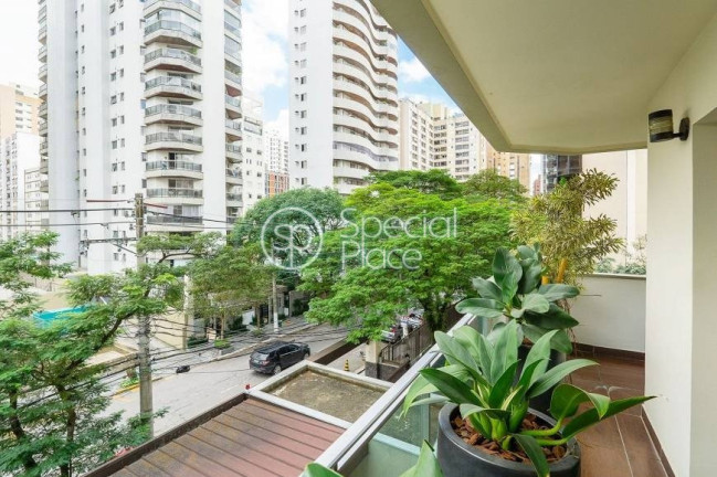 Imagem Apartamento com 3 Quartos à Venda, 300 m² em Moema Pássaros - São Paulo