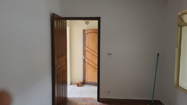 Imagem Casa com 3 Quartos à Venda, 189 m² em Conjunto Residencial Irai - Suzano Imagem Casa com 3 Quartos à Venda, 189 m² em Conjunto Residencial Irai - Suzano