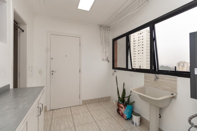 Imagem Imóvel com 3 Quartos à Venda, 157 m² em Vila Andrade - São Paulo