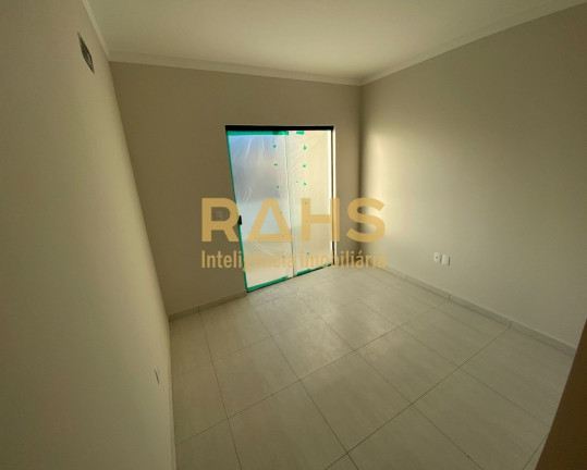 Imagem Casa com 2 Quartos à Venda, 68 m² em Aventureiro - Joinville