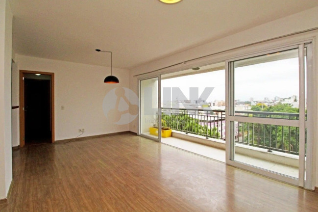 Imagem Apartamento com 3 Quartos à Venda, 105 m² em Passo Da Areia - Porto Alegre