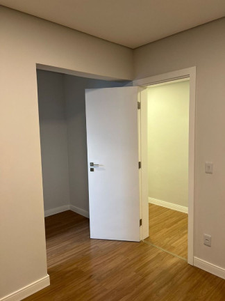 Imagem Imóvel com 4 Quartos à Venda, 200 m² em Morumbi - São Paulo Imagem Imóvel com 4 Quartos à Venda, 200 m² em Morumbi - São Paulo