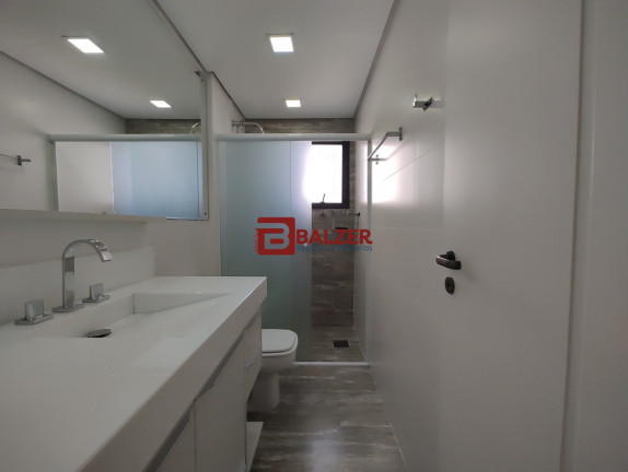 Imagem Apartamento com 4 Quartos à Venda, 178 m² em Centro - Florianópolis Imagem Apartamento com 4 Quartos à Venda, 178 m² em Centro - Florianópolis