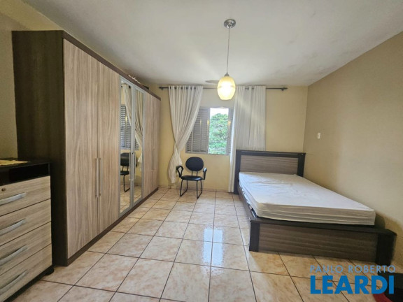 Imagem Casa com 1 Quarto à Venda, 147 m² em Vila Floresta - Santo André