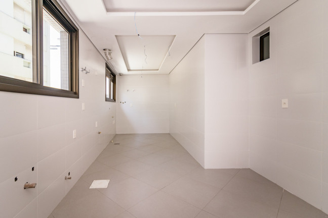 Imagem Imóvel com 3 Quartos à Venda, em Petrópolis - Porto Alegre Imagem Imóvel com 3 Quartos à Venda, em Petrópolis - Porto Alegre
