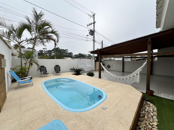 Imagem Casa com 3 Quartos à Venda, 200 m² em São João Do Rio Vermelho - Florianópolis
