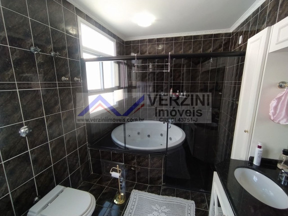 Imagem Casa com 4 Quartos à Venda, 451 m² em Vila Galvão - Guarulhos Imagem Casa com 4 Quartos à Venda, 451 m² em Vila Galvão - Guarulhos