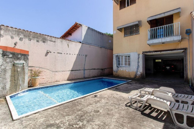 Casa com 4 Quartos à Venda, 300 m² em Vila Carrão - São Paulo