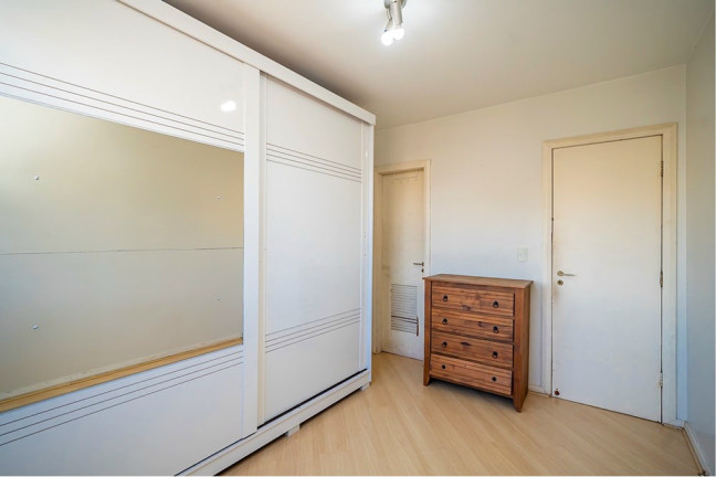 Imagem Imóvel com 3 Quartos à Venda, 142 m² em Juvevê - Curitiba Imagem Imóvel com 3 Quartos à Venda, 142 m² em Juvevê - Curitiba