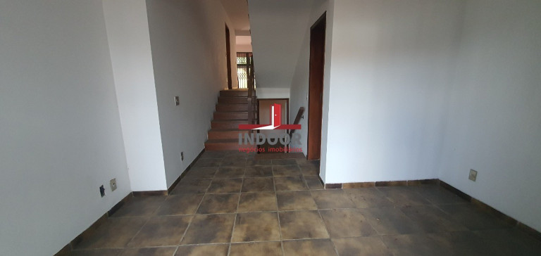 Imagem Casa com 4 Quartos para Alugar, 400 m² em água Fria - São Paulo