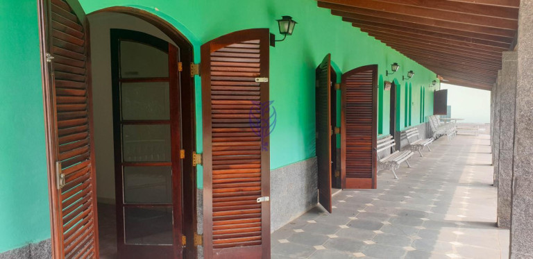 Imagem Imóvel com 4 Quartos à Venda, 8.000 m² em Centro - Serra Negra