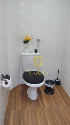 Imagem Sobrado com 2 Quartos à Venda, 100 m² em Vila Guilhermina - Praia Grande Imagem Sobrado com 2 Quartos à Venda, 100 m² em Vila Guilhermina - Praia Grande