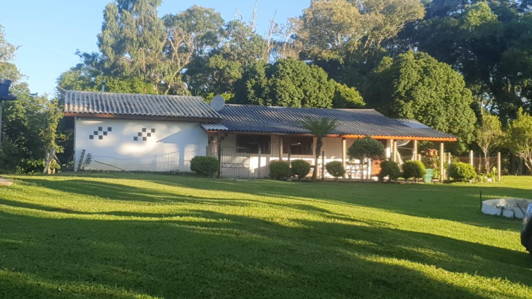Imagem Imóvel com 4 Quartos à Venda, 38.704 m² em Chimboveiro - Mandirituba