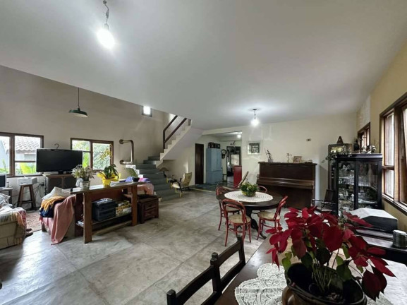 Imagem Casa com 4 Quartos à Venda, 303 m² em Vila Diva - Carapicuíba