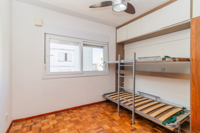 Imagem Apartamento com 2 Quartos à Venda, 70 m² em Farroupilha - Porto Alegre