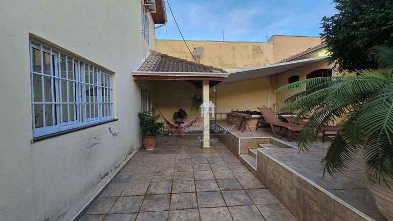 Imagem Casa com 4 Quartos à Venda, 234 m² em Parque Residencial Presidente Médici - Itu