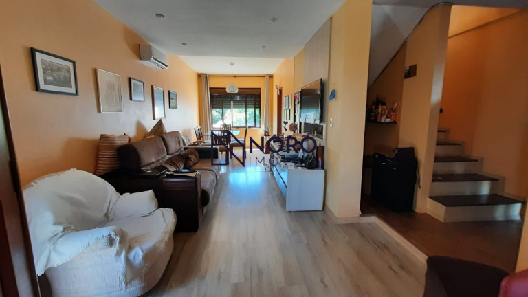 Imagem Casa com 3 Quartos à Venda, 219 m² em Km 3 - Santa Maria Imagem Casa com 3 Quartos à Venda, 219 m² em Km 3 - Santa Maria